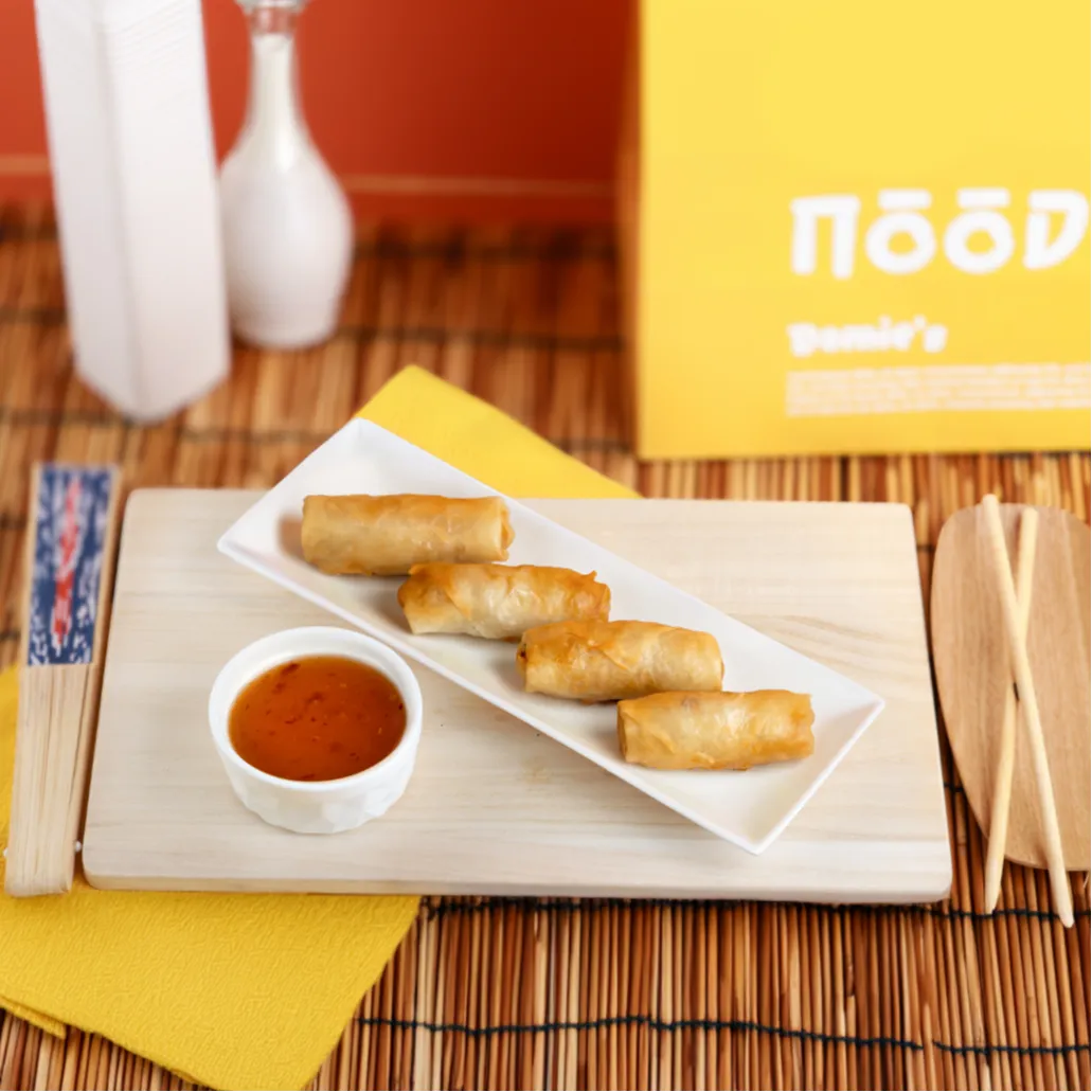 Prawn Spring Roll - 4 pieces with sweet chili sauce
